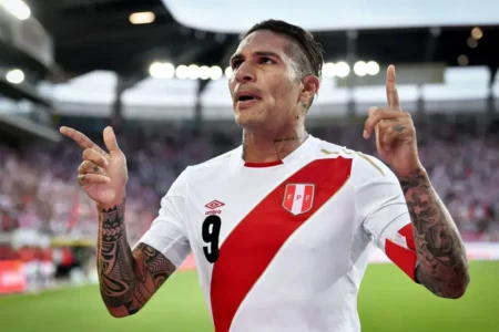 Paolo Guerrero sobre Oliver Sonne: «La única expectativa es que vista con orgullo la camiseta blanquirroja»