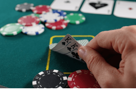 El desembarco del póker en los casinos online